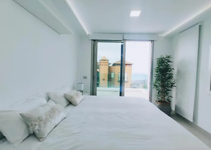 Elegante Y Moderna Miami Апартаменти Адехе