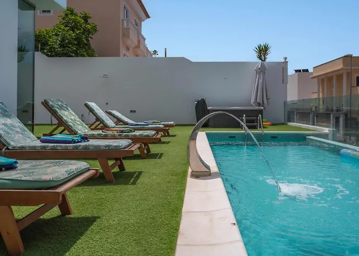 Elegante Y Moderna Miami Адехе